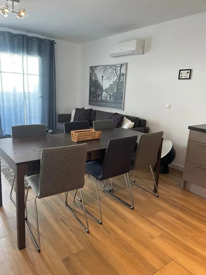 Buena Vista Apartment, 3 Bedrooms Sitio de Calahonda 0*,  Spain