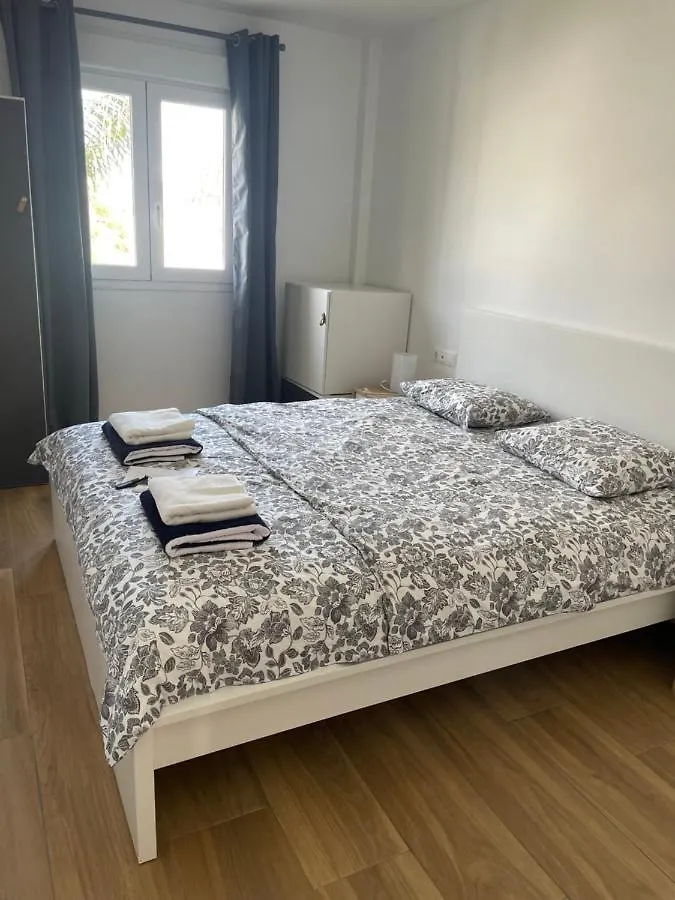 Apartment Buena Vista Apartment, 3 Bedrooms Sitio de Calahonda
